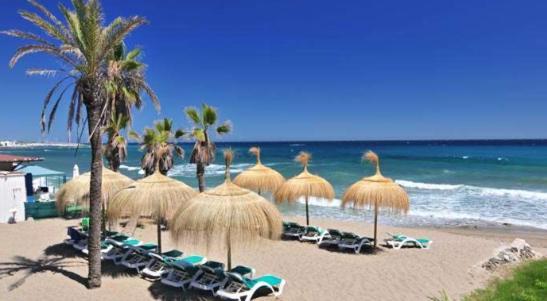 מאלגה Apartamentos Bahia De Huelin מראה חיצוני תמונה